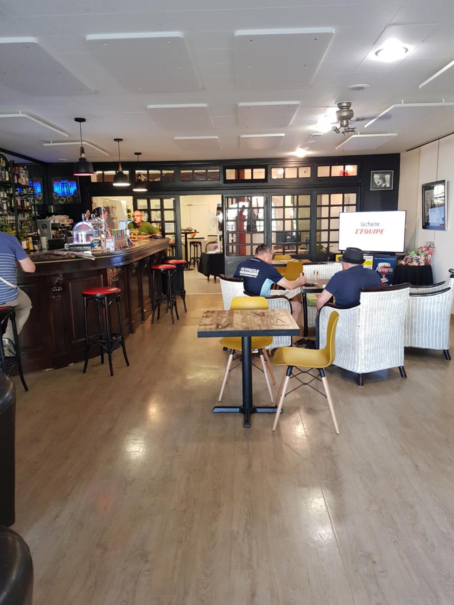 Brit Hotel Essentiel Pontivy Robic Экстерьер фото