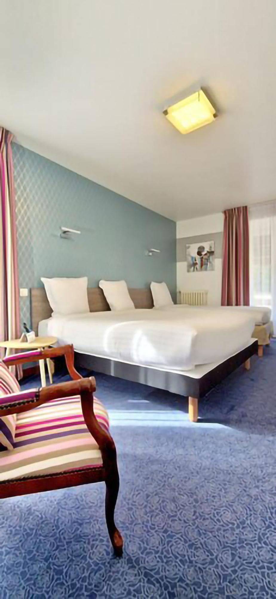 Brit Hotel Essentiel Pontivy Robic Экстерьер фото