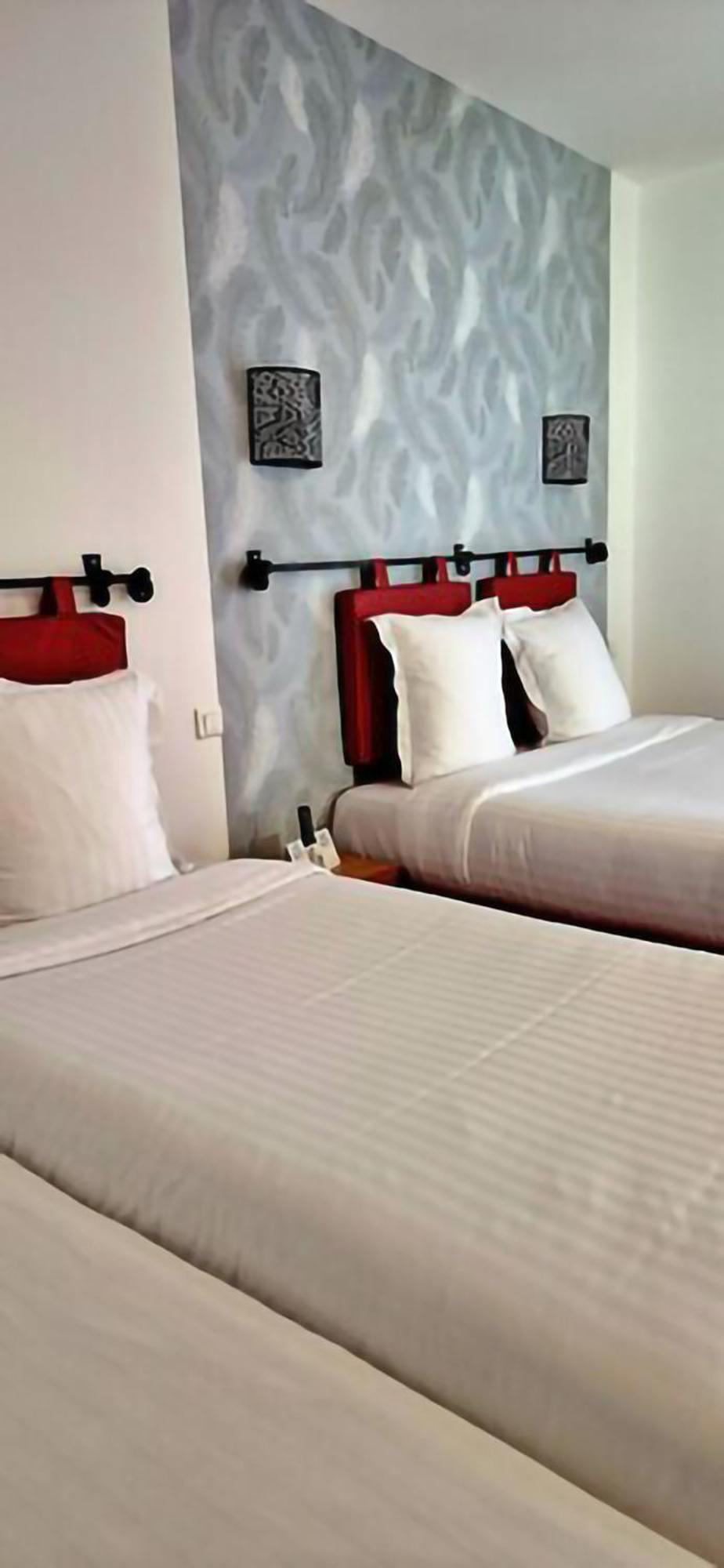 Brit Hotel Essentiel Pontivy Robic Экстерьер фото